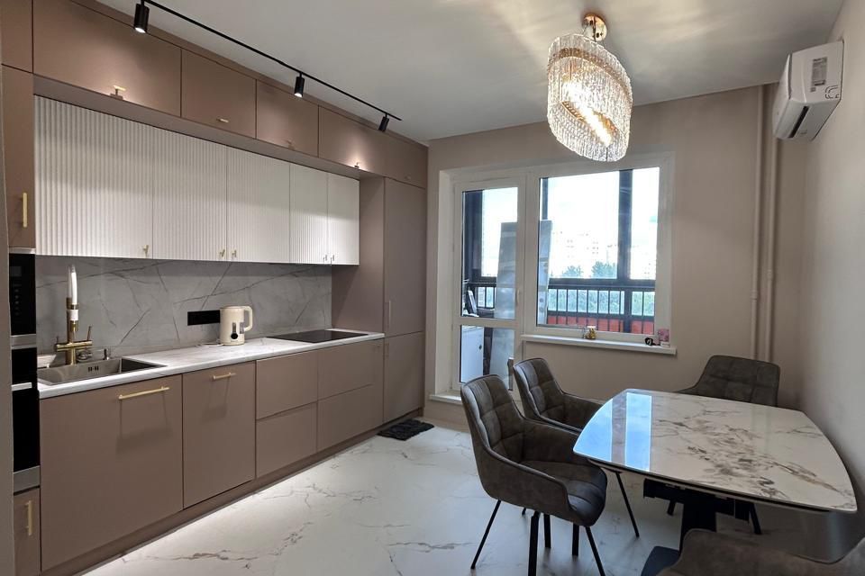 Продаётся 2-комнатная квартира, 62.7 м²
