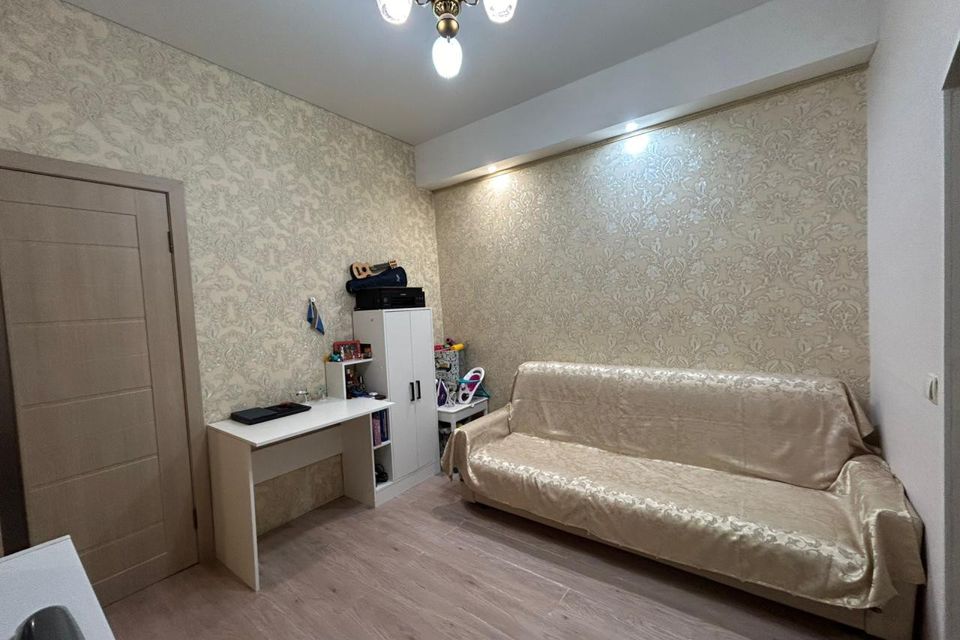 Продаётся 1-комнатная квартира, 45.8 м²