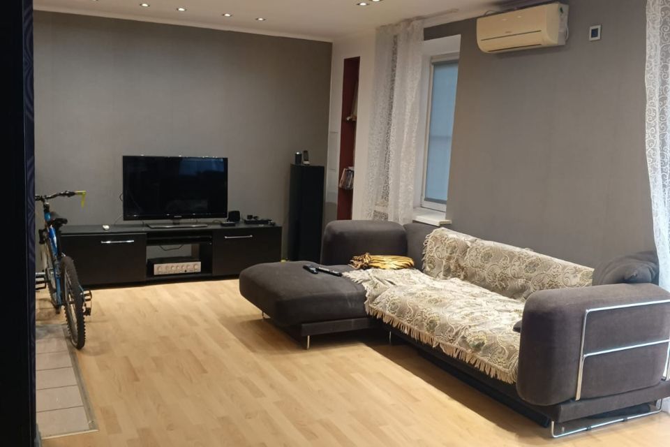Продаётся 3-комнатная квартира, 85 м²