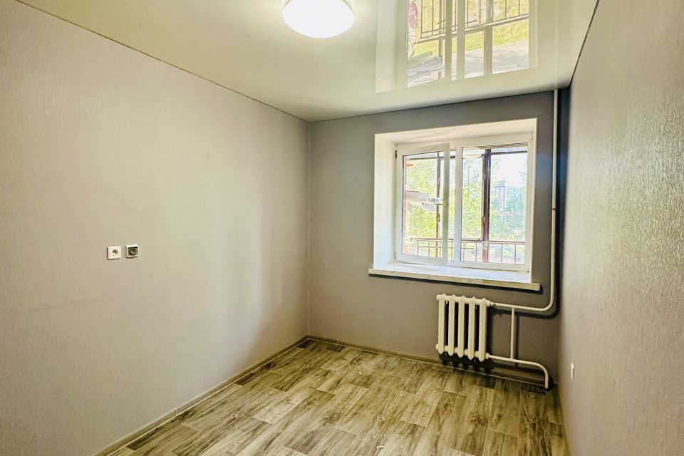 Продаётся 1-комнатная квартира, 41.7 м²