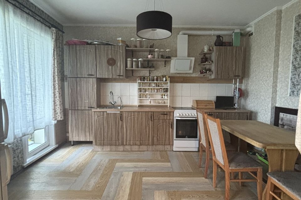 Продаётся 3-комнатная квартира, 82.5 м²