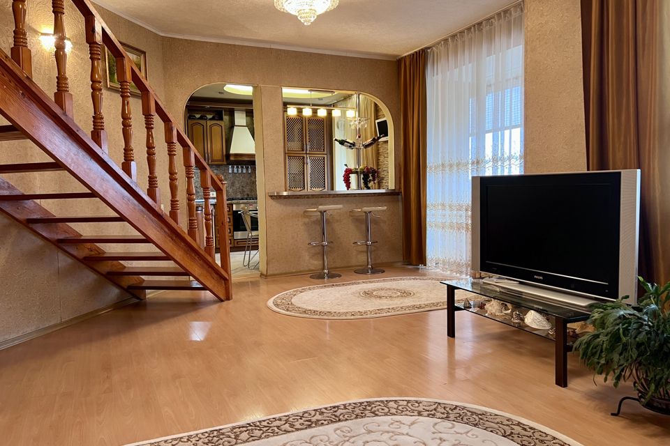 Продаётся 3-комнатная квартира, 95.2 м²