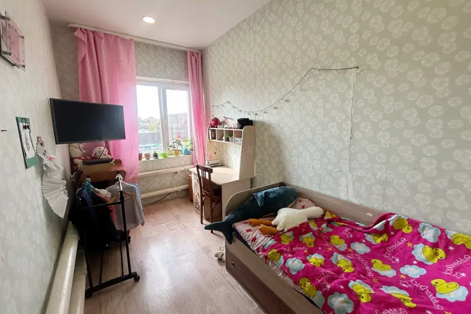 Продаётся 2-этажный дом, 80 м²