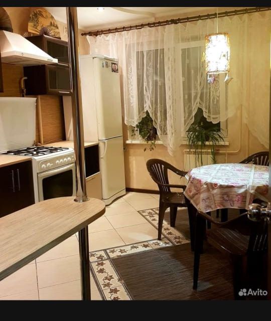 Продаётся 3-комнатная квартира, 63.3 м²