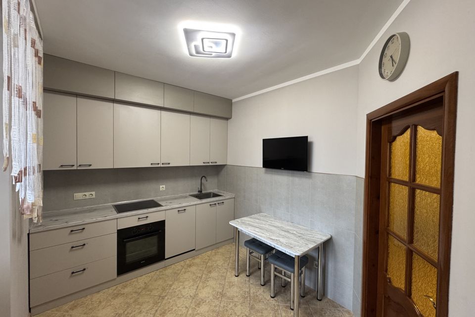 Продаётся 2-комнатная квартира, 58.6 м²