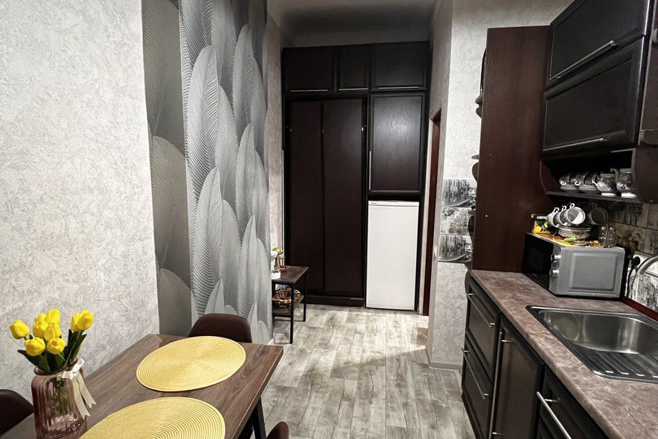 Сдаётся 2-комнатная квартира, 42 м²