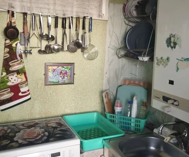 Продаётся 3-комнатная квартира, 56.9 м²