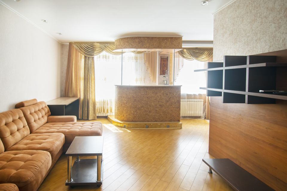 Квартира, 3 комнаты, 60.7 м² - купить в Брянске, цена 2 450 000 руб., продано 20