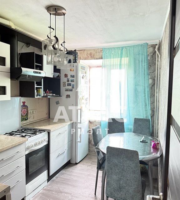 Продаётся 3-комнатная квартира, 60.8 м²