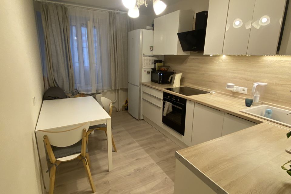 Продаётся 1-комнатная квартира, 34 м²