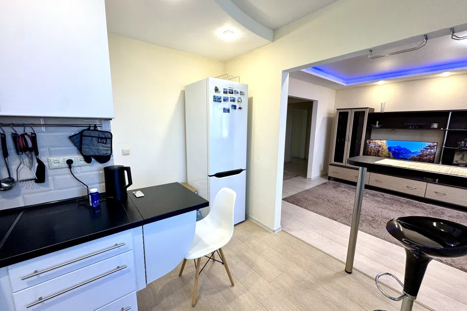 Продаётся 3-комнатная квартира, 72 м²