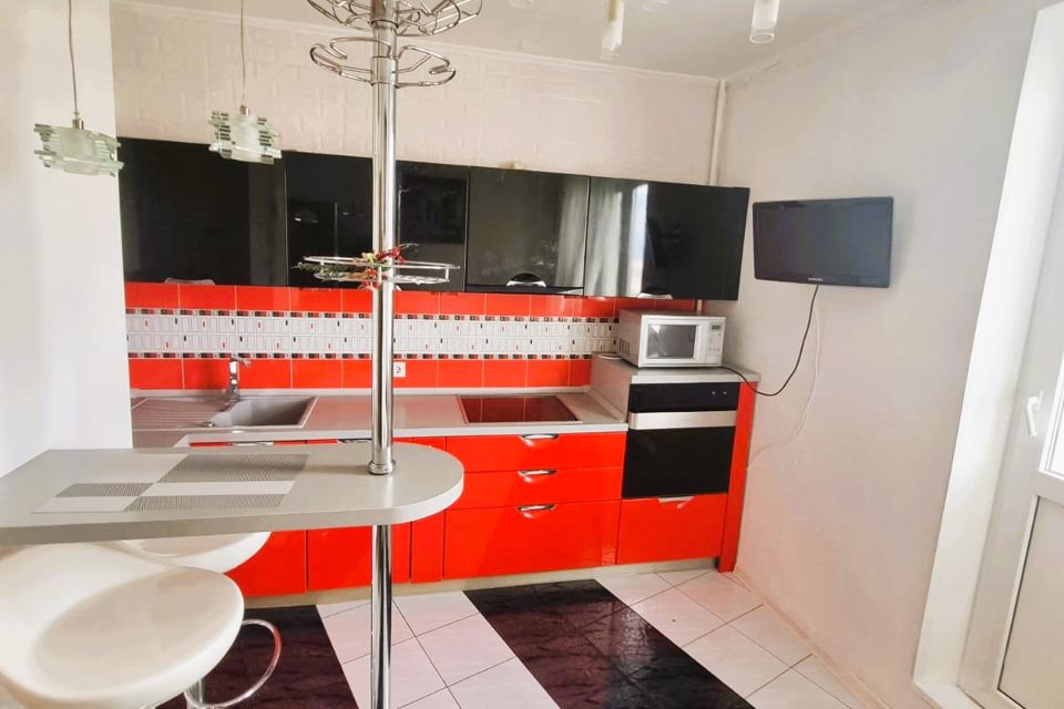 Продаётся 1-комнатная квартира, 38 м²