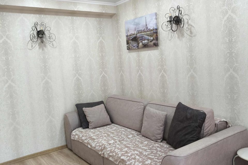 Продаётся 3-комнатная квартира, 76 м²