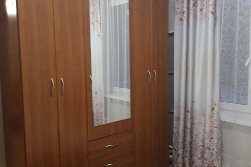 Продаётся 3-комнатная квартира, 50.9 м²