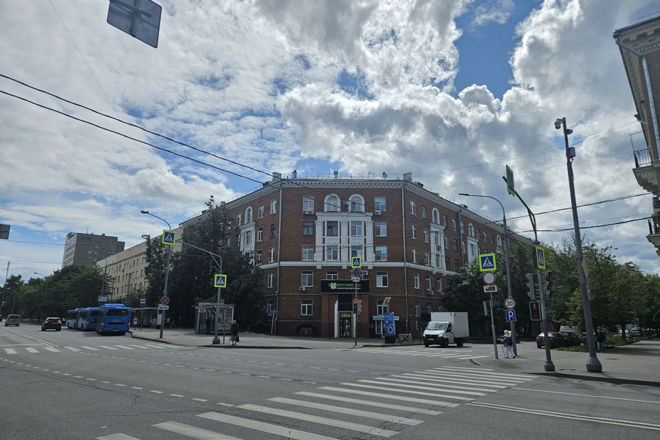 Продаётся комната в 3-комн. квартире, 45 м²