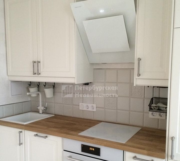 Продаётся 1-комнатная квартира, 36 м²