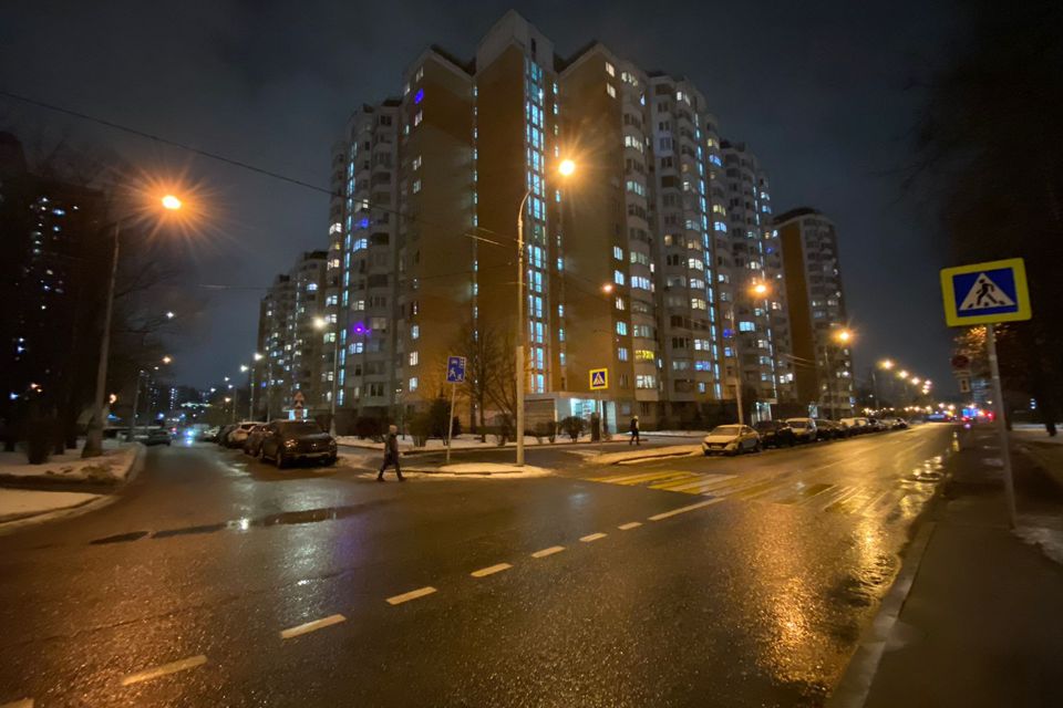 Продаётся 1-комнатная квартира, 37.6 м²