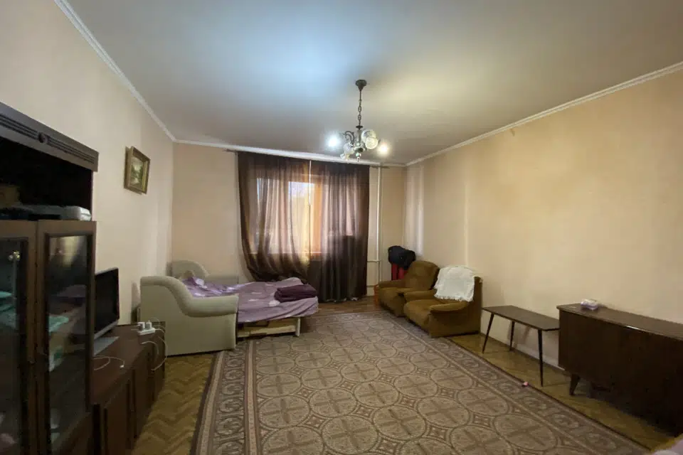 Продаётся 2-комнатная квартира, 82.5 м²