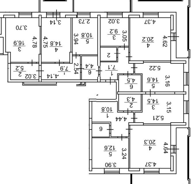Продаётся 4-комнатная квартира, 217.4 м²