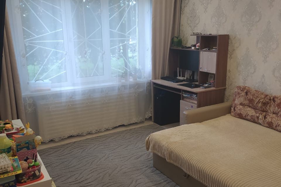 Продаётся 2-комнатная квартира, 42.8 м²