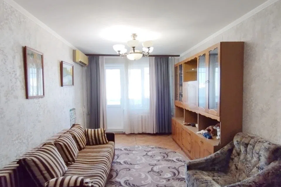 Продаётся 3-комнатная квартира, 63 м²