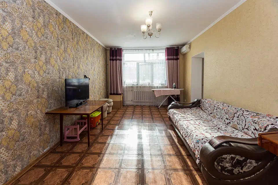 Продаётся 3-комнатная квартира, 77.3 м²