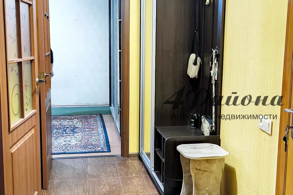 Продаётся 2-комнатная квартира, 56 м²