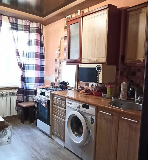 Продаётся 3-комнатная квартира, 57.3 м²