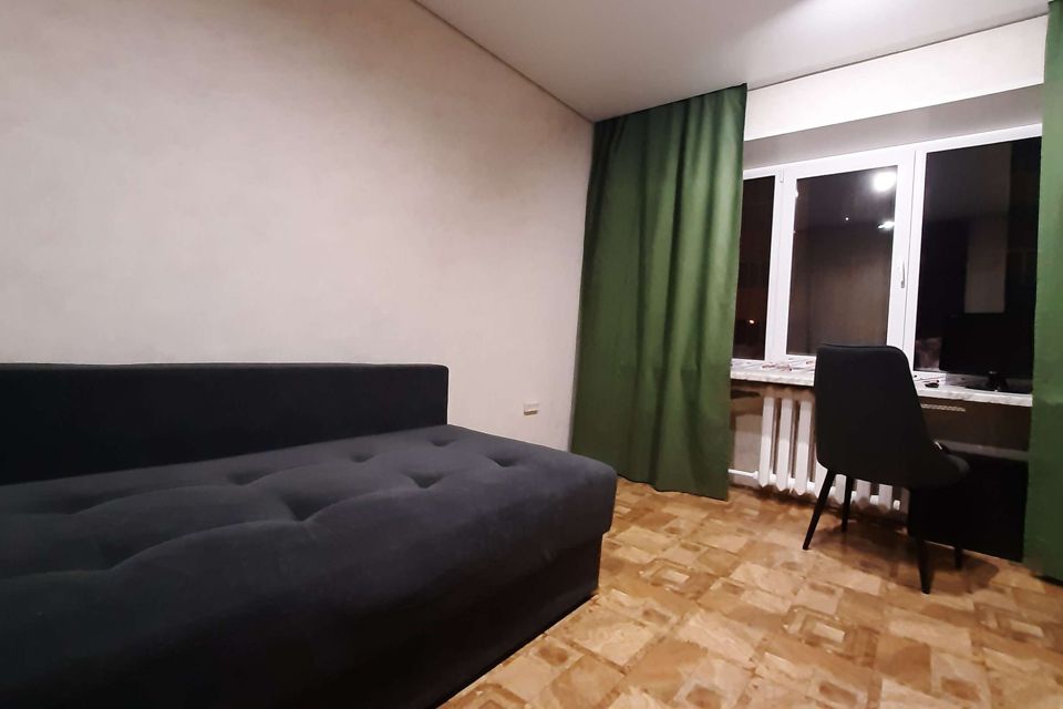 Продаётся комната в 4-комн. квартире, 18 м²