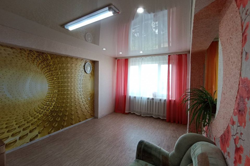 Продаётся 3-комнатная квартира, 65.3 м²