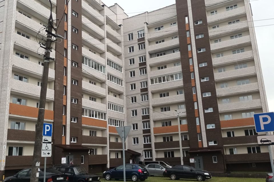Продаётся 2-комнатная квартира, 66.2 м²