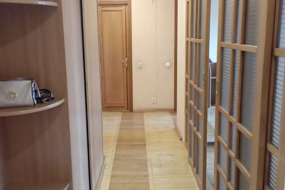 Продаётся 3-комнатная квартира, 61.2 м²