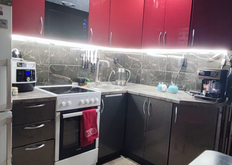Продаётся 3-комнатная квартира, 50.8 м²
