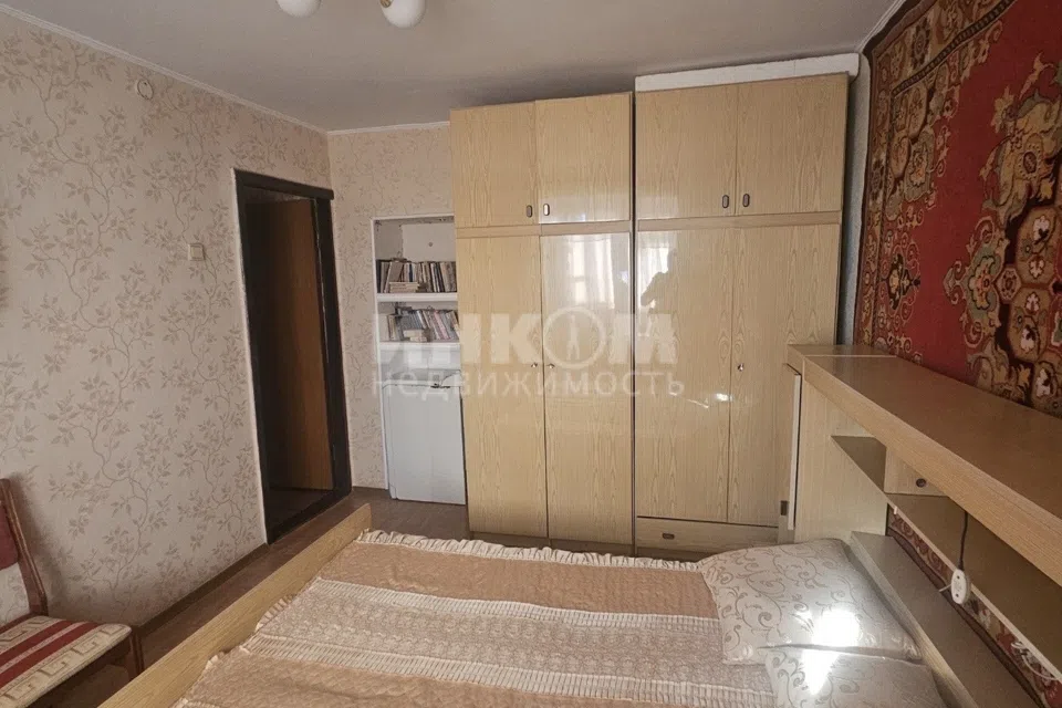 Продаётся 4-комнатная квартира, 80 м²