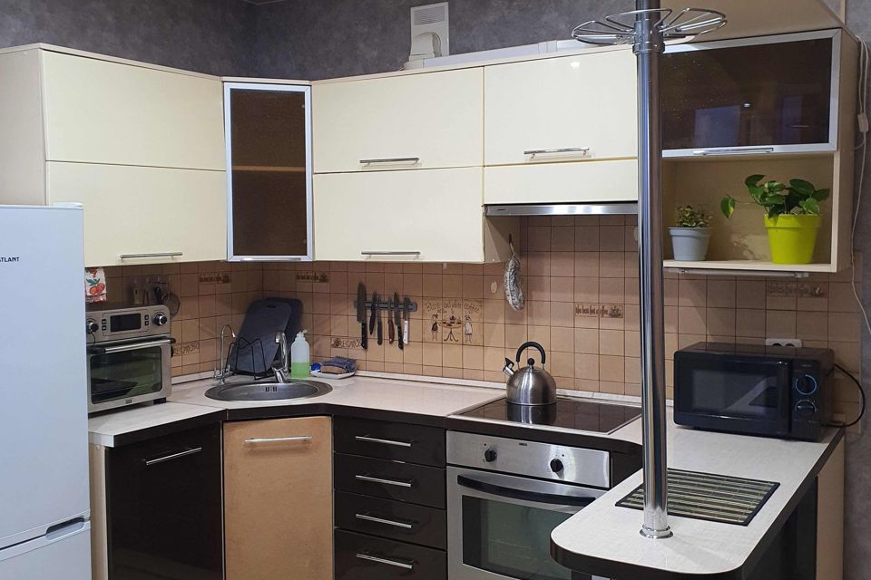 Продаётся 2-комнатная квартира, 64.1 м²