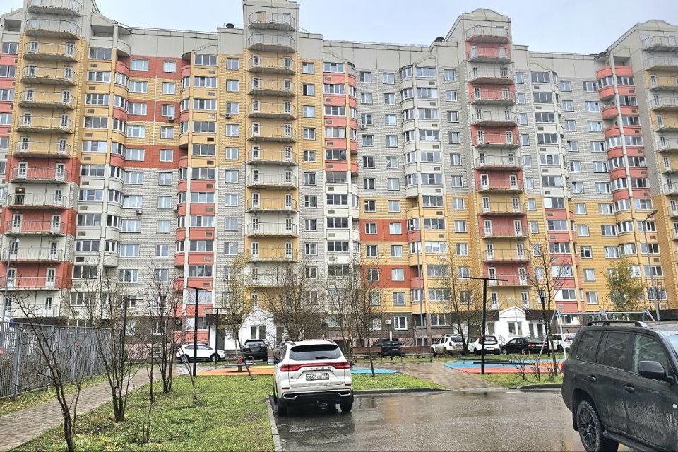 Продаётся 3-комнатная квартира, 74.8 м²