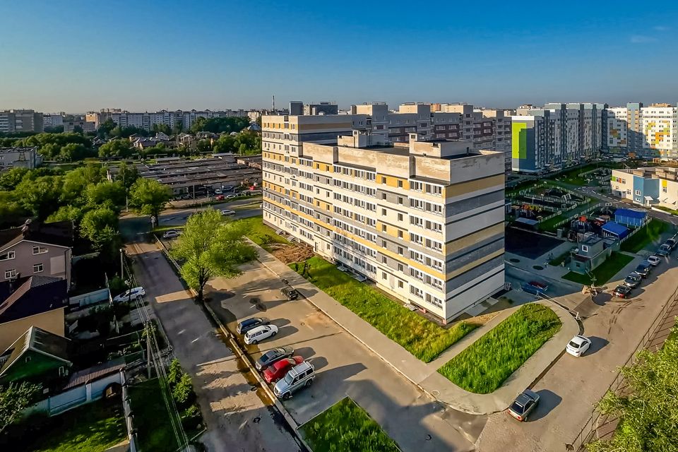 Продаётся 1-комнатная квартира, 42 м²