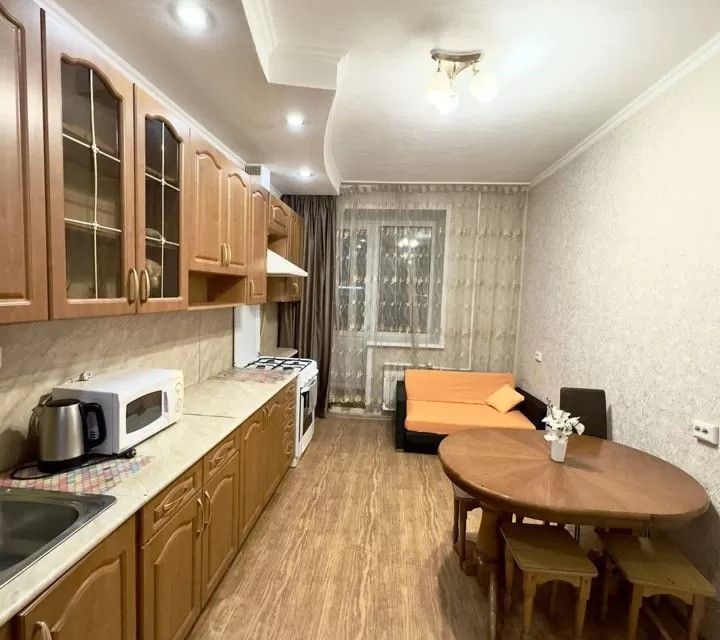 Сдаётся 2-комнатная квартира, 52 м²
