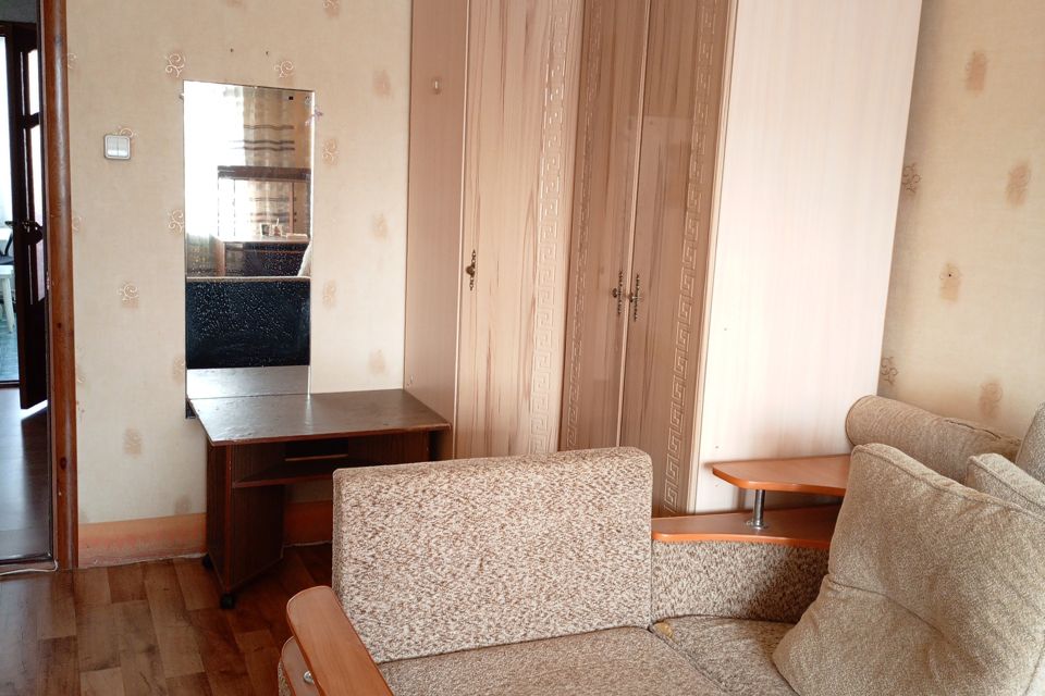 Продаётся комната в 3-комн. квартире, 17.7 м²