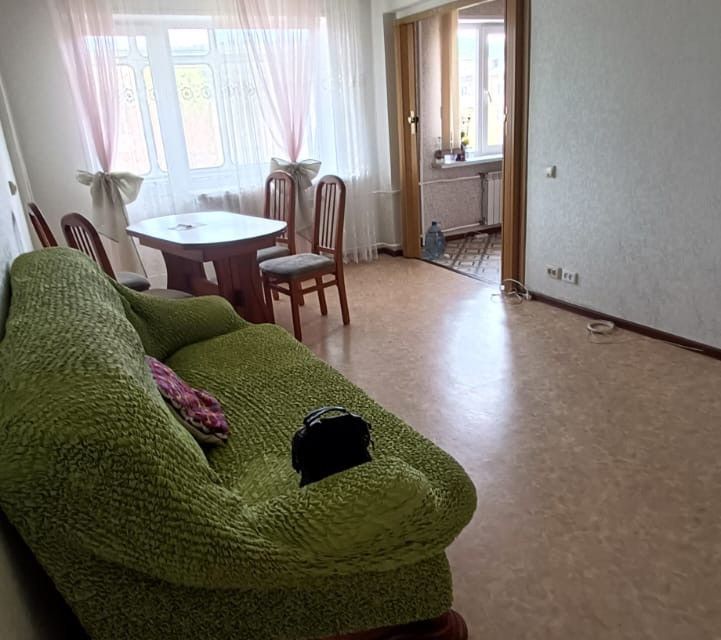 Продаётся 3-комнатная квартира, 58.2 м²