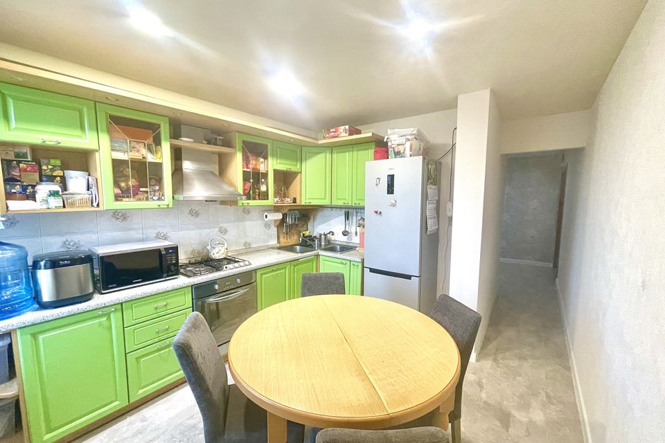 Продаётся 4-комнатная квартира, 78.9 м²