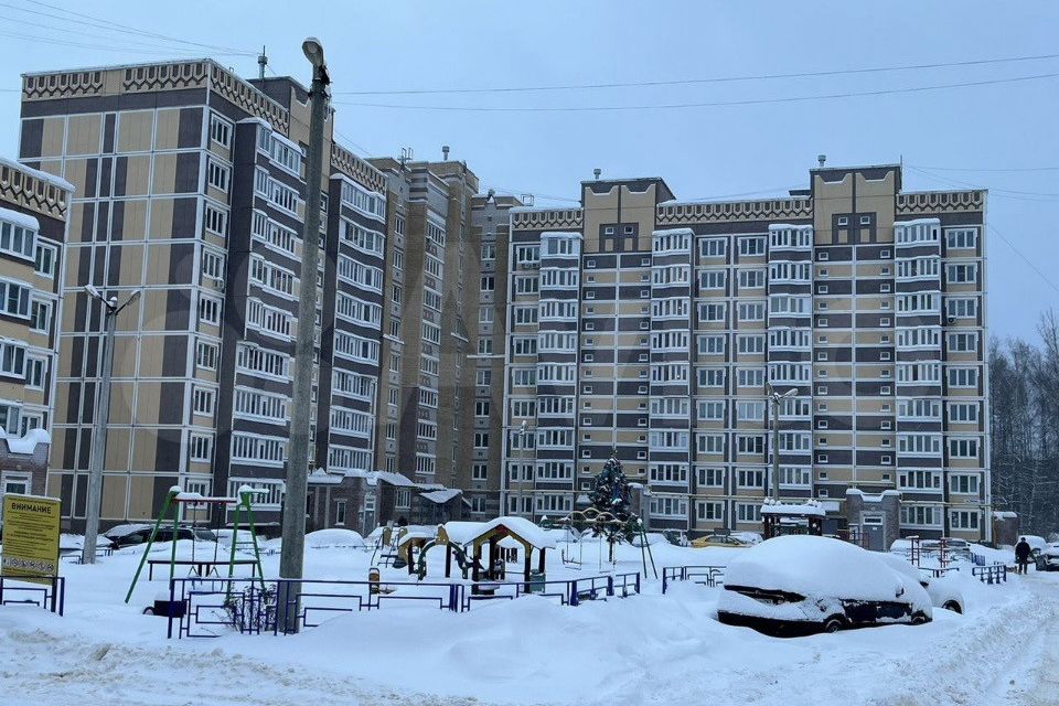 Продаётся 2-комнатная квартира, 57.9 м²