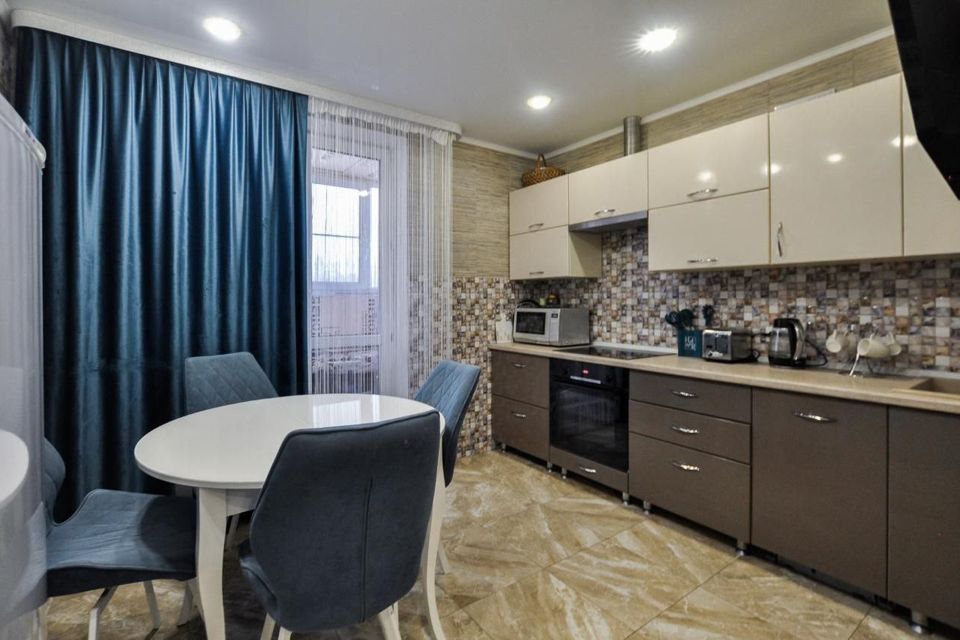 Продаётся 2-комнатная квартира, 61.1 м²