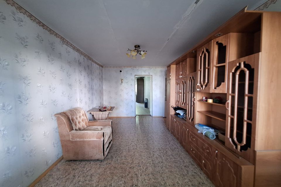 Продаётся 3-комнатная квартира, 57.3 м²
