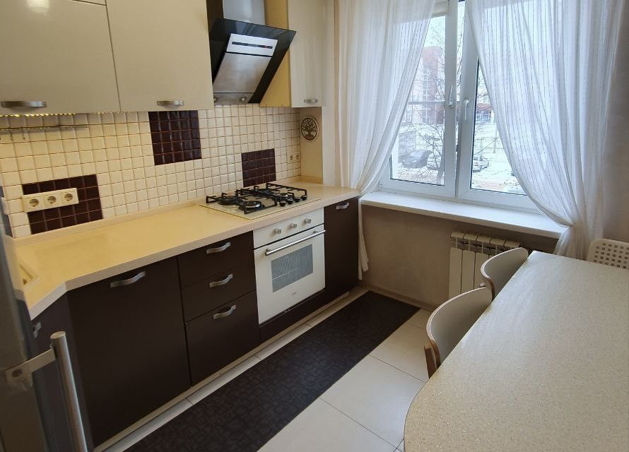 Продаётся 3-комнатная квартира, 62 м²