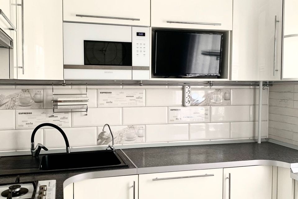 Продаётся 3-комнатная квартира, 72 м²