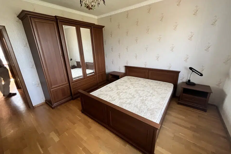 Продаётся 2-этажный дом, 200 м²