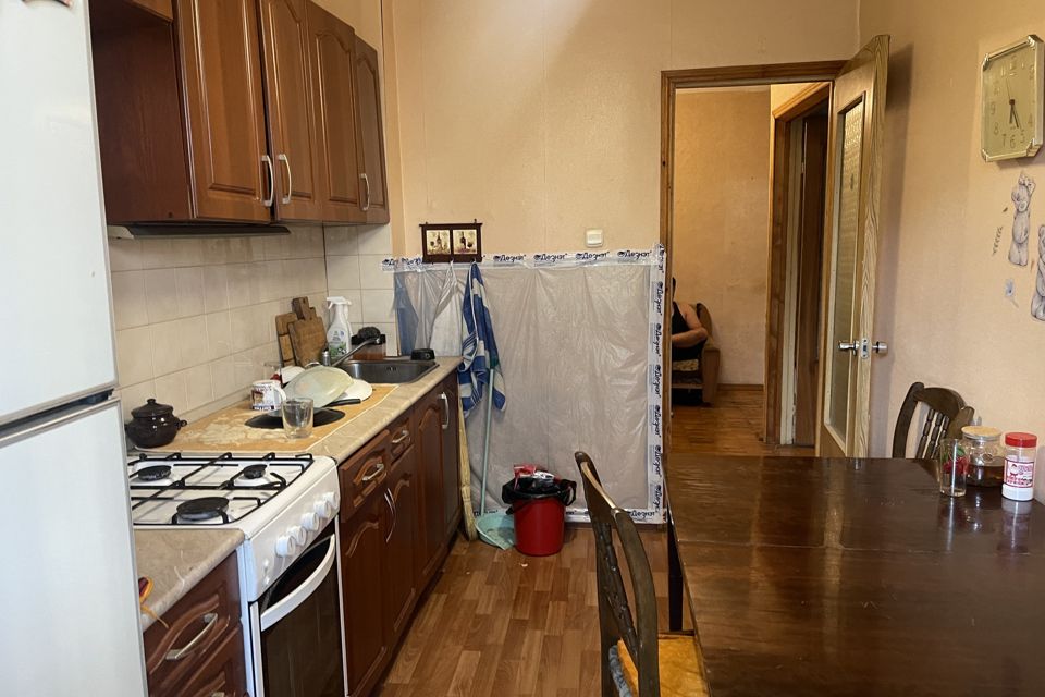 Продаётся 3-комнатная квартира, 62.3 м²