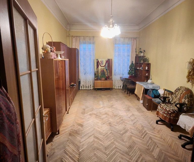 Продаётся 2 комнаты в 5-комн. квартире, 36.5 м²