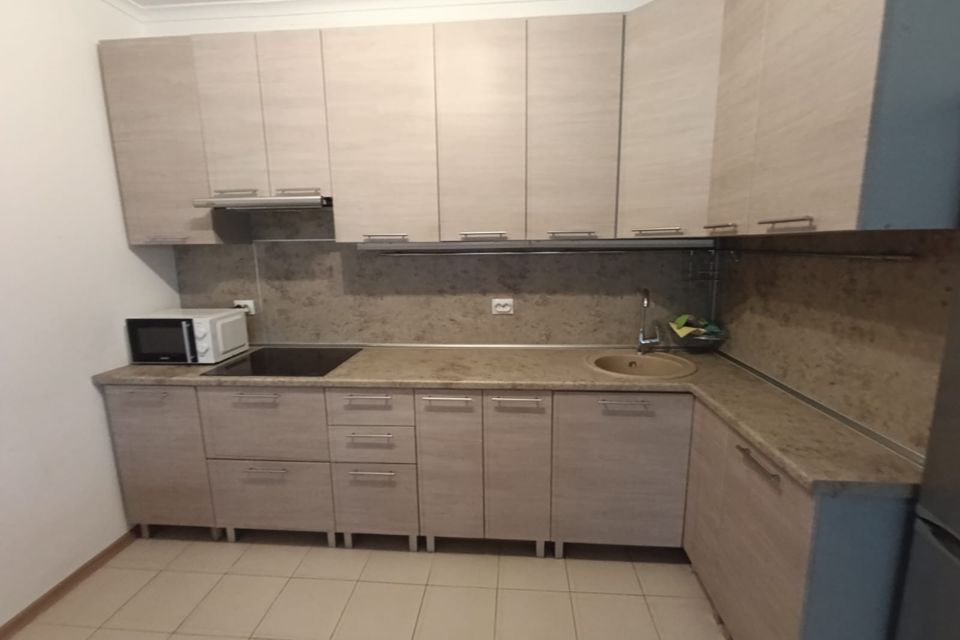 Продаётся 1-комнатная квартира, 46.7 м²